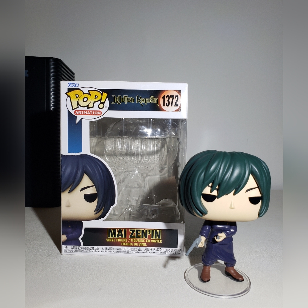 Funko Pop! Mai Zen'in with Green Hair and Dark Outfit